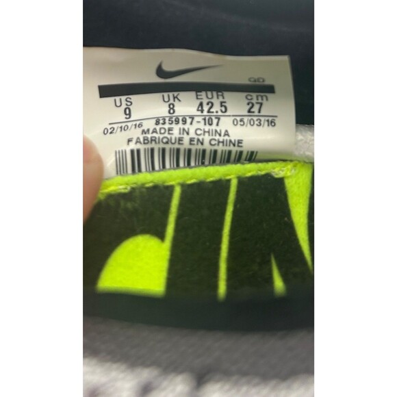 Nike Zoom Victory 3 Women's Track Distance Spikes White/Black 835997-107 Sz 9 - Picture 9 of 9